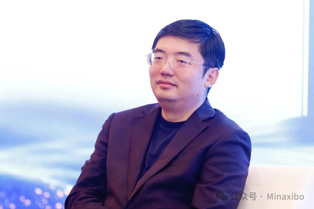 MINAX 創始人兼 CEO - 邓迪先生